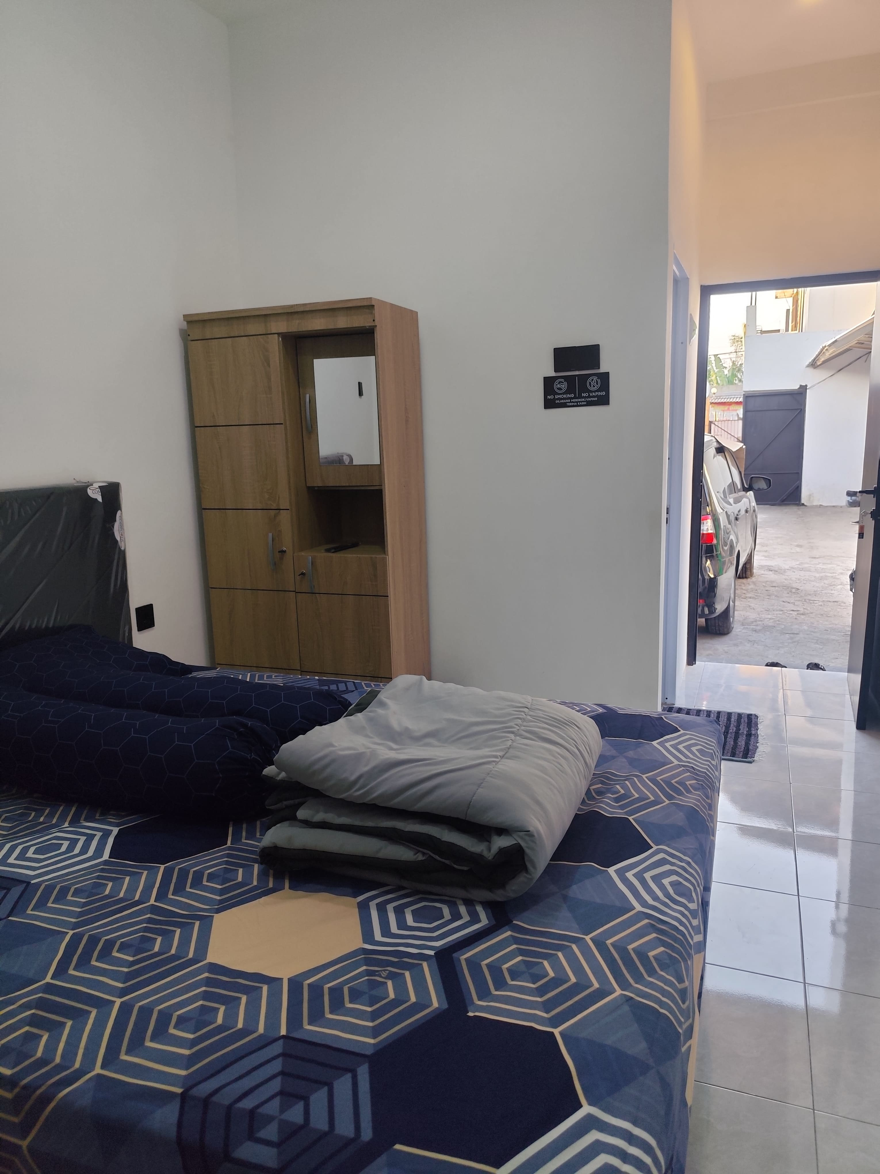 Kamar 104 Queen bed
